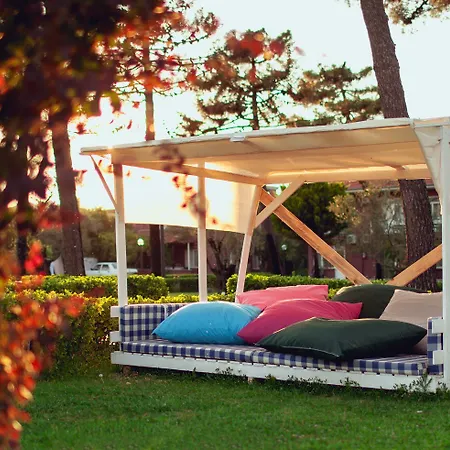 Palm Hotel