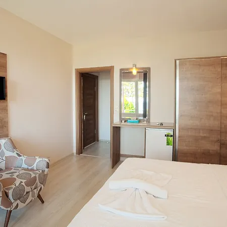 Hotel Palm 2*