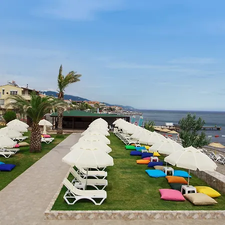 Palm Hotel Kucukkuyu